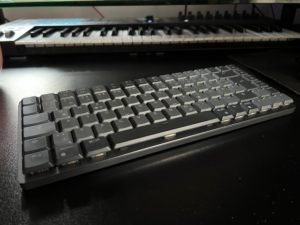 Die Logitech MX Mechanical Mini in der Draufsicht.